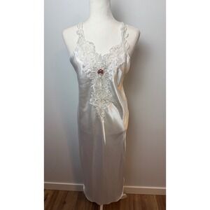 Vintage Style Ivory Satin Maxi Nightgown Lace Floral Rosette Low Back Lingerie S